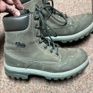 LUGZ Woman’s Gray Suede Like Hiking Boots